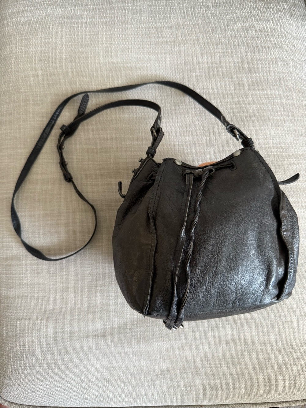 HOBO Y2K Vintage Black Leather Bucket Bag - Unbranded crossbody